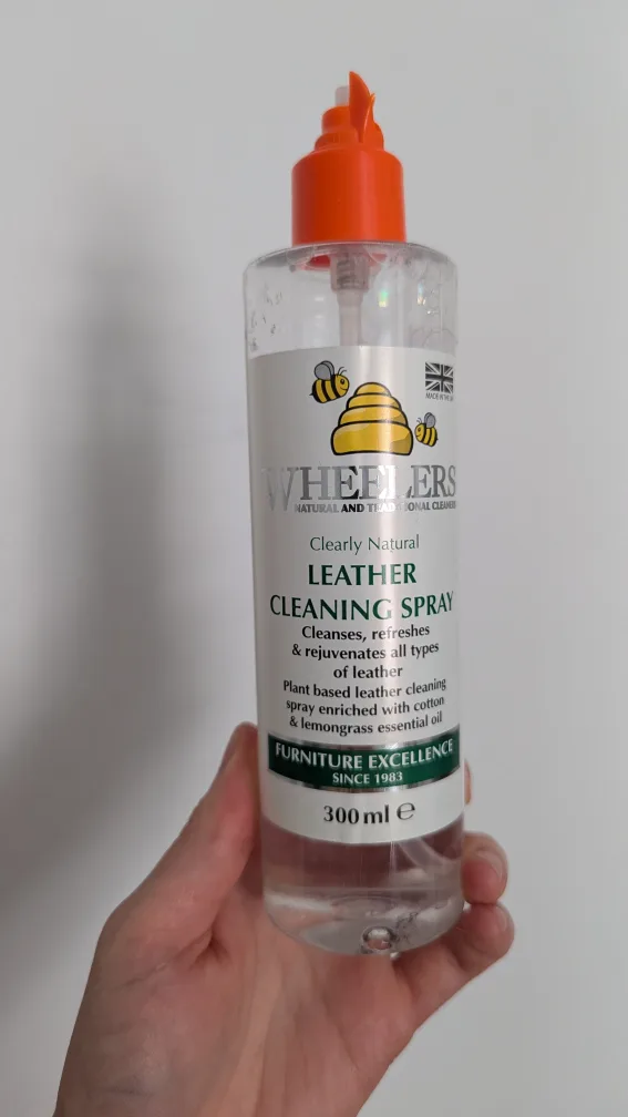 Leather Cleaning Spray
