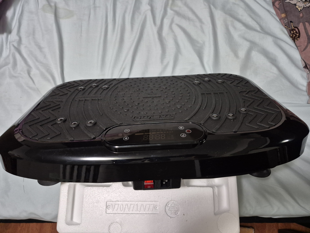 QUZYEL Vibration Plate Exercise Machine - photo 2