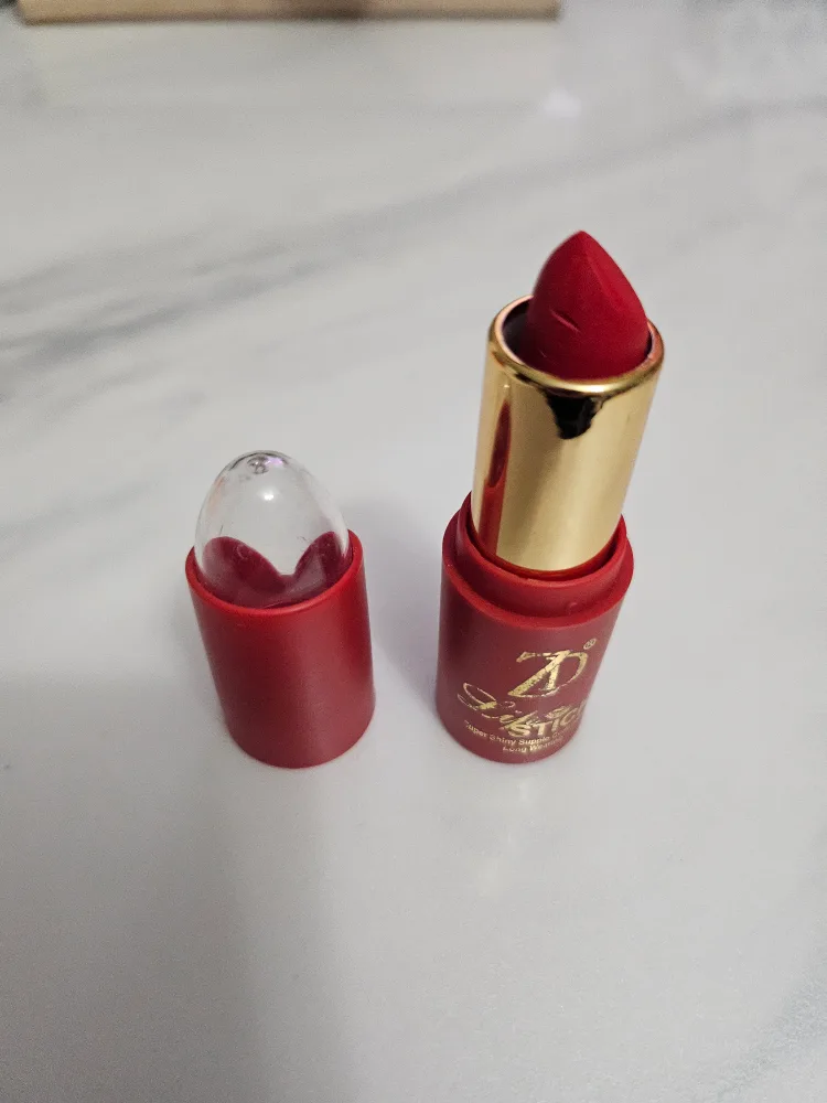 2D Secreto Stick Red Lipstick thumbnail