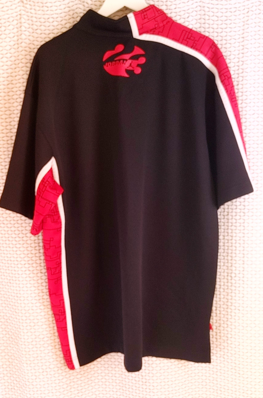 Jordan Black & Red XL Zip-Up Shirt - photo 2