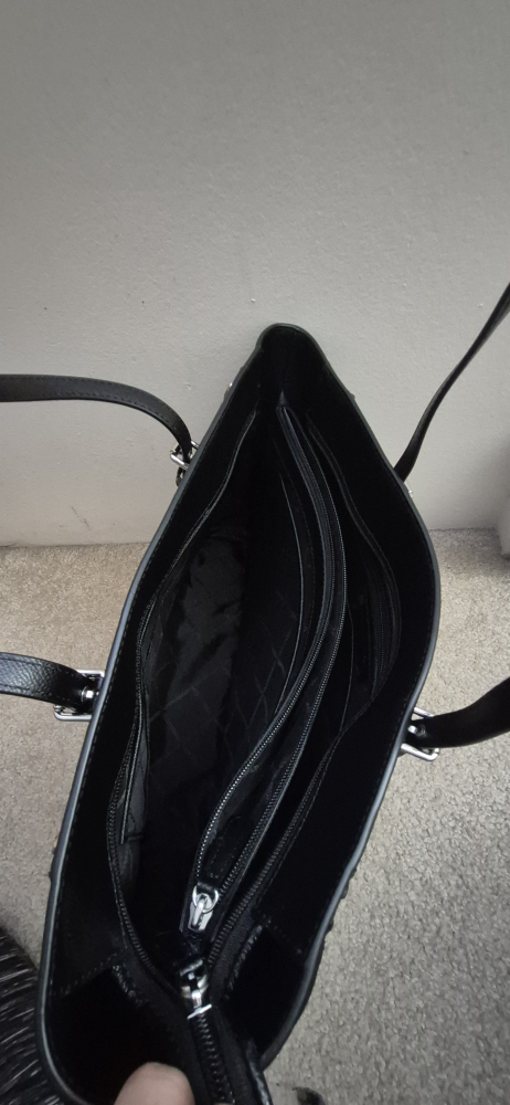 Michael Kors Black Tote Bag - photo 2