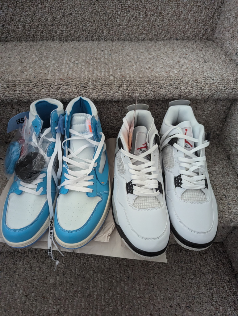 Nike Air Jordan 1 Retro High Off-White UNC