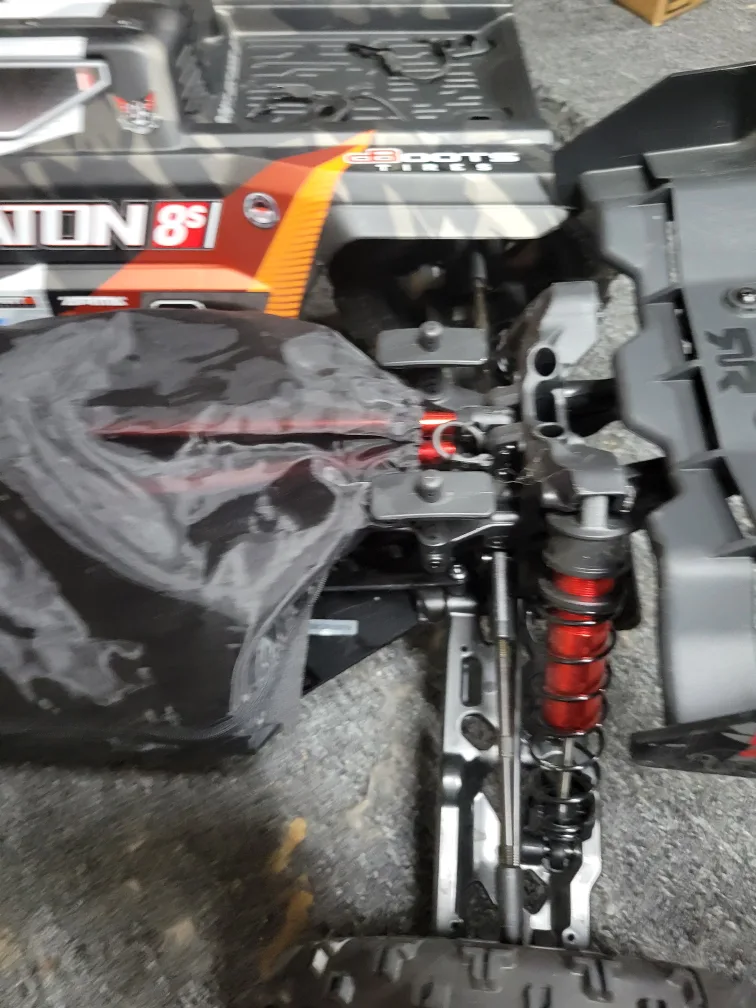 Arrma Kraton 8S RC Truck image indicator(2)
