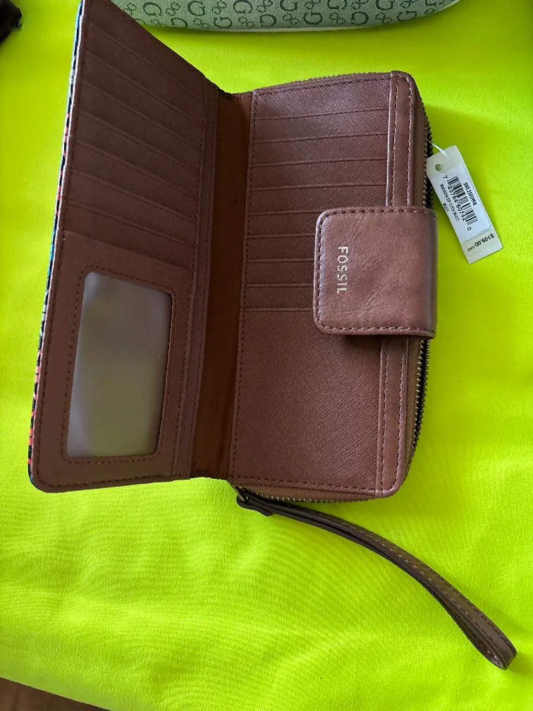 Fossil Wallet