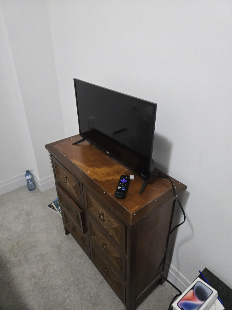 onn. Roku TV