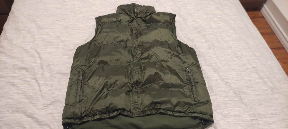 RZ Green Puffer Vest - Size Medium thumbnail