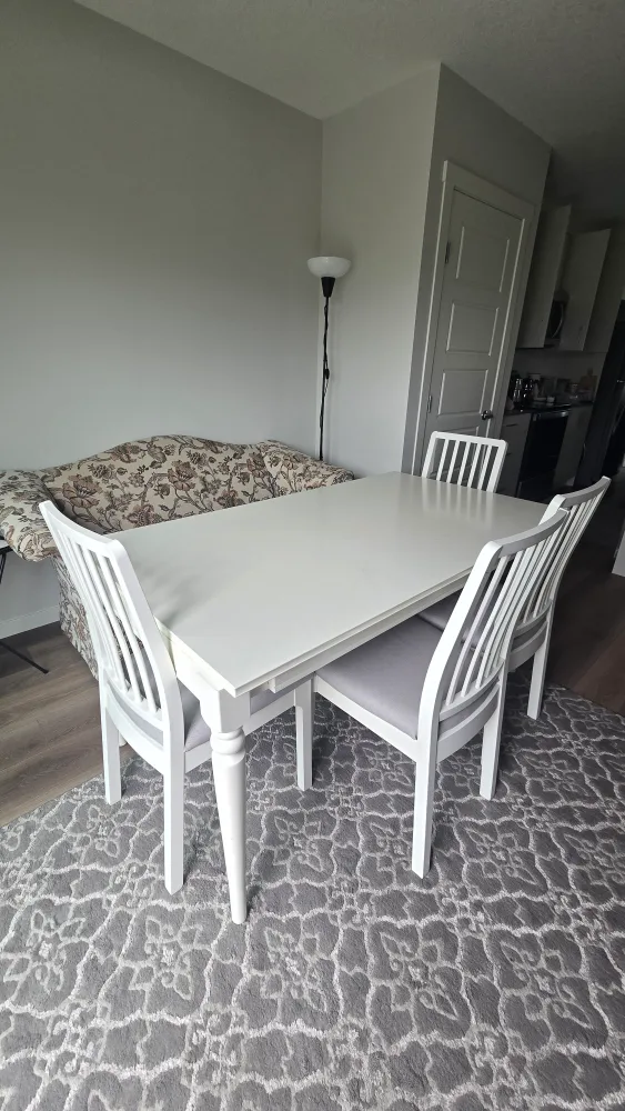 IKEA INGATORP Extendable Dining Table + 4 Chairs thumbnail