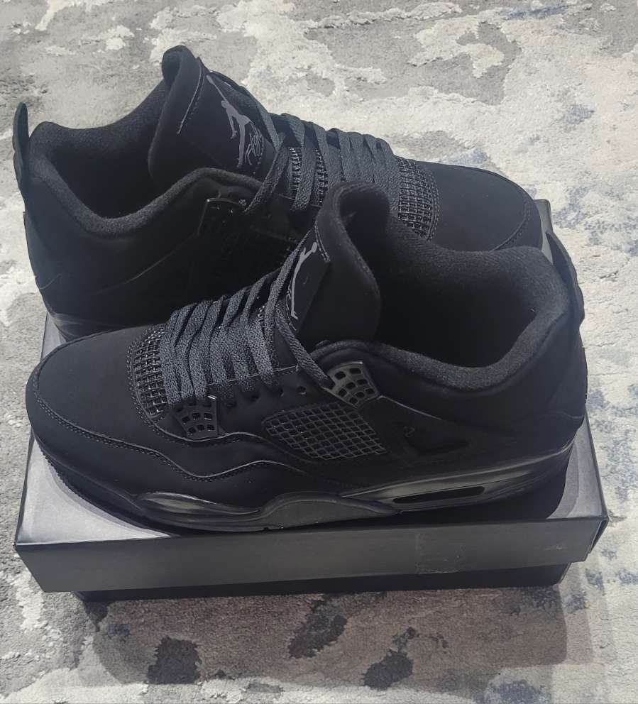 Jordan 4 Black Cat Size 13