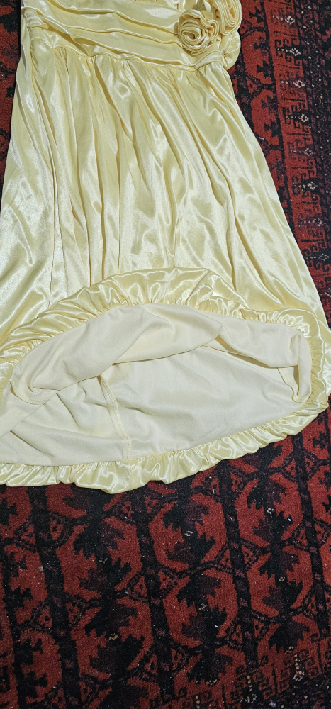 Le Chateau Yellow Halter Dress - Size S - photo 3