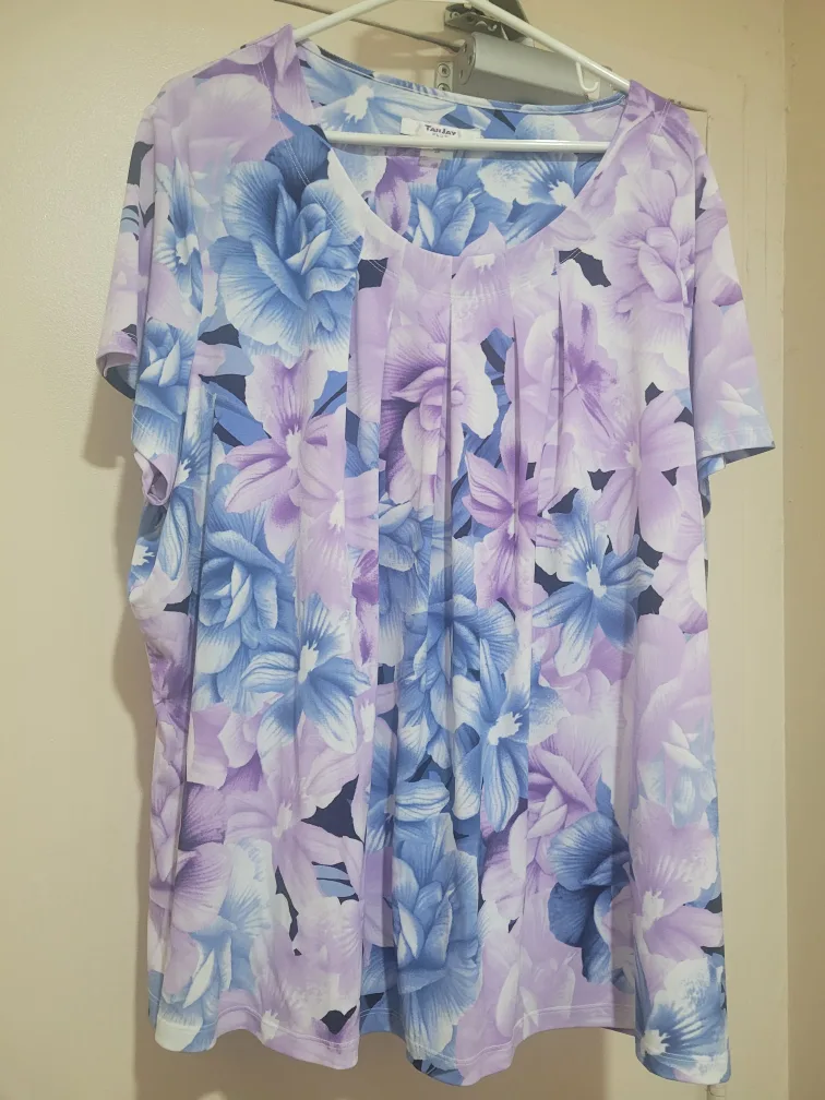 Tanjay Plus Size 3X Floral Blouse thumbnail