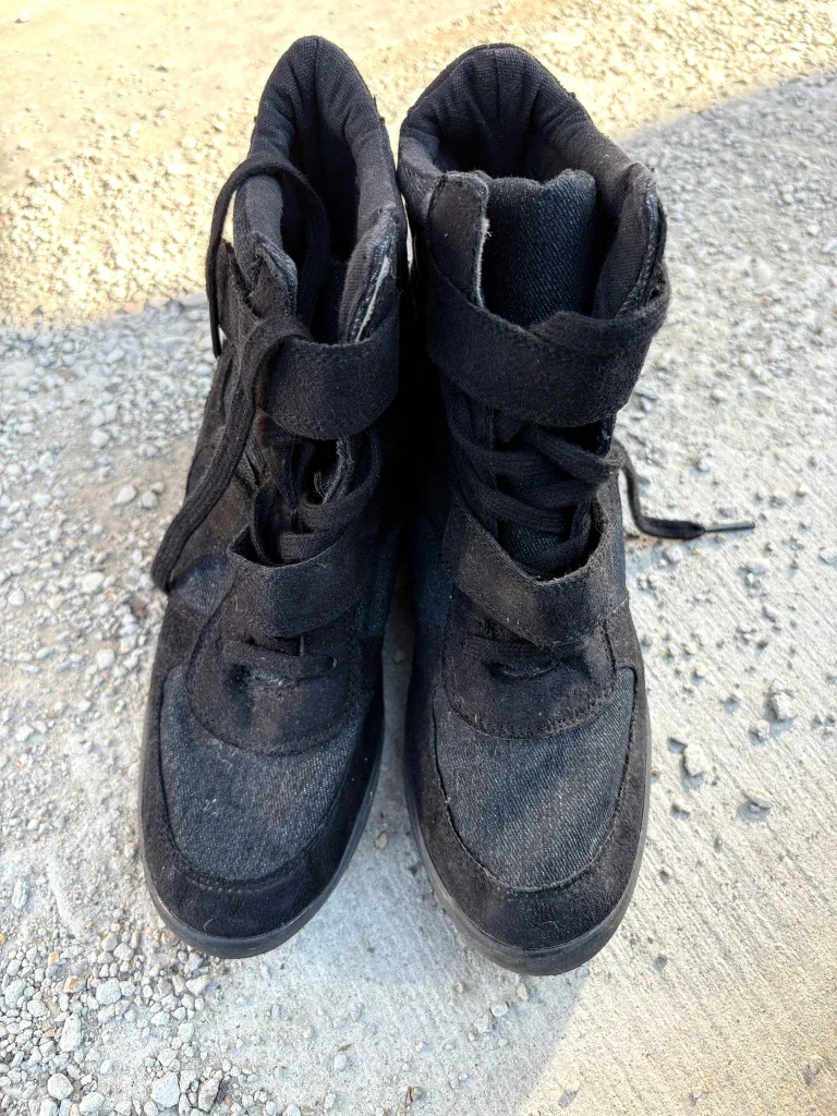 Black Wedge Sneakers thumbnail
