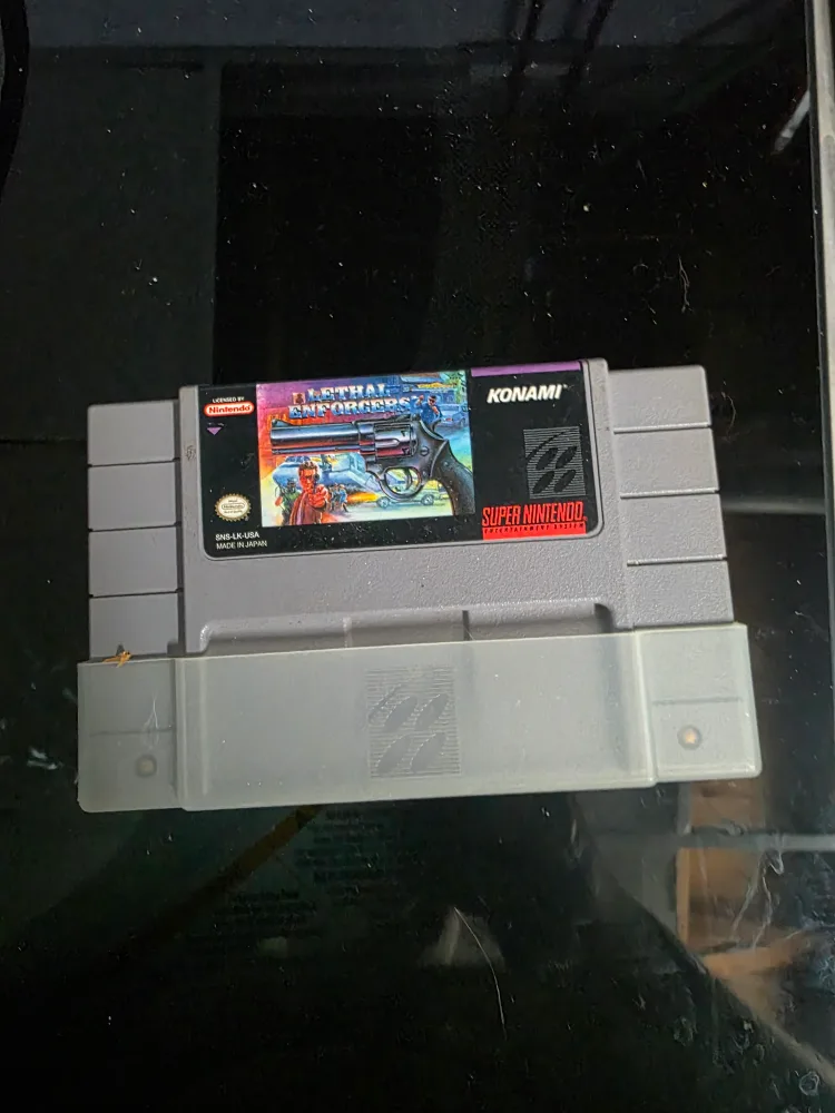 Super Nintendo System (SNES) with Games image indicator(4)
