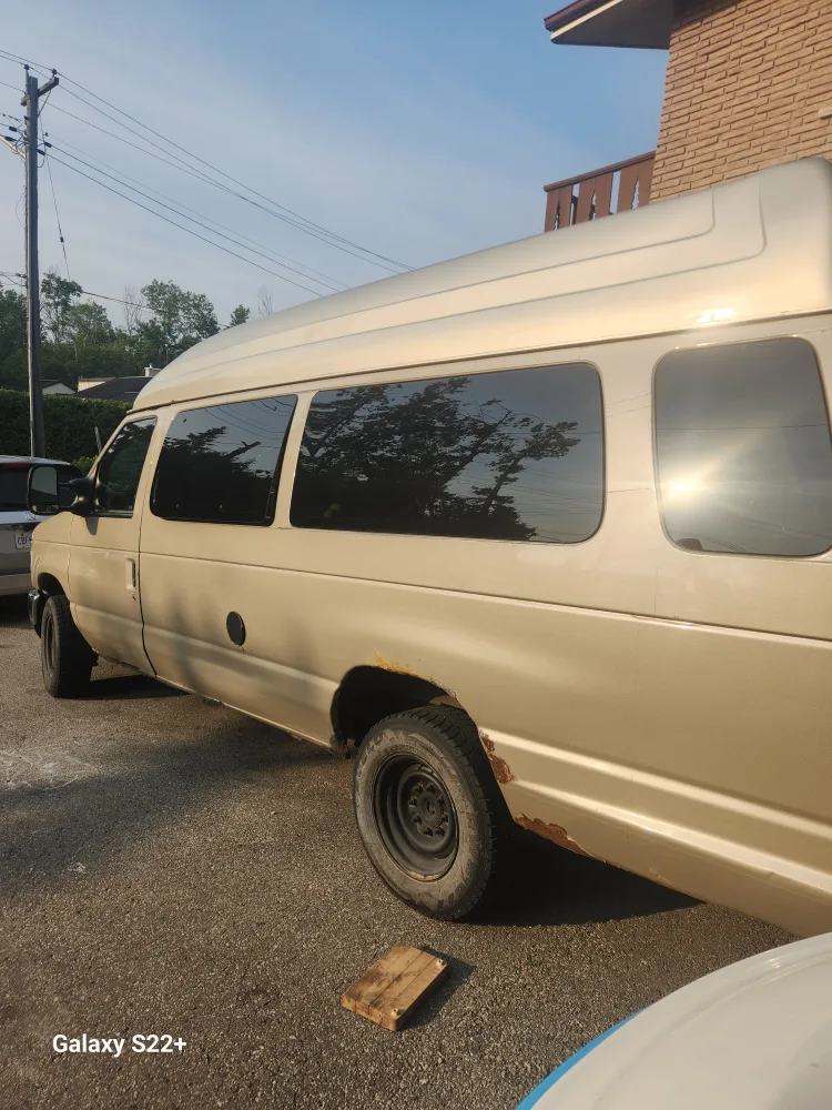 Ford E-350 Van image indicator(7)