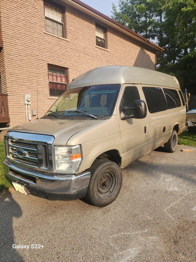 Ford E-350 Van image indicator(8)