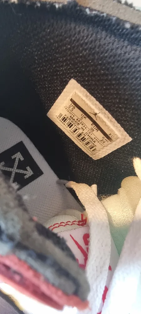 Nike Air Jordan 1 Off-White Chicago, US 5.5 image indicator(4)
