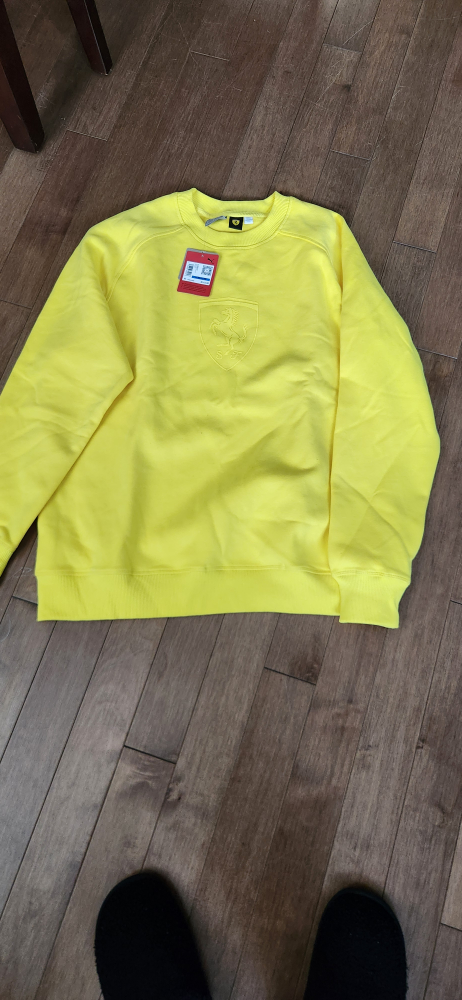 New Puma Ferrari Yellow Sweatshirt XL