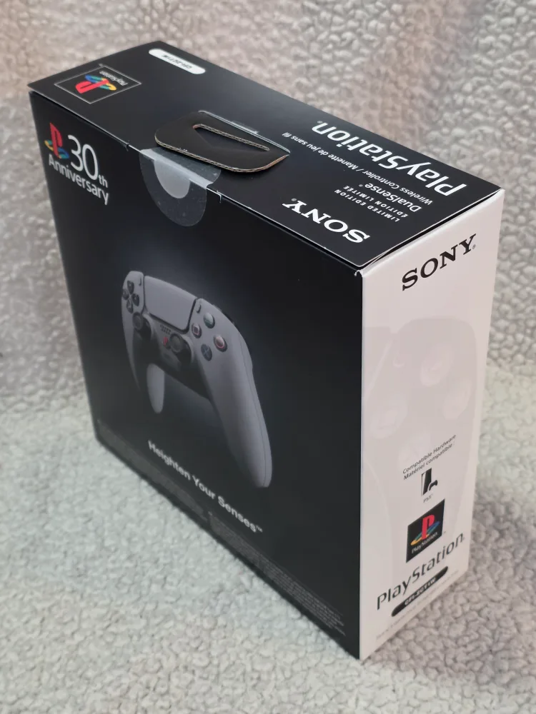 Ps5 30th anniversary controller NEW! image indicator(7)