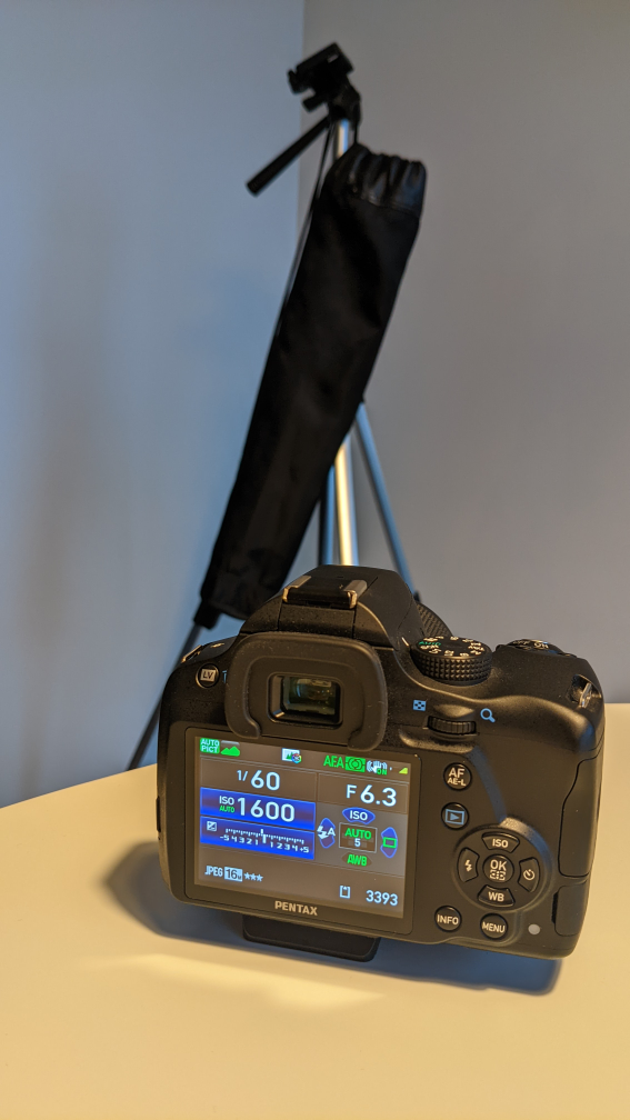 Pentax K-50 DSLR Camera with accessories - photo 5