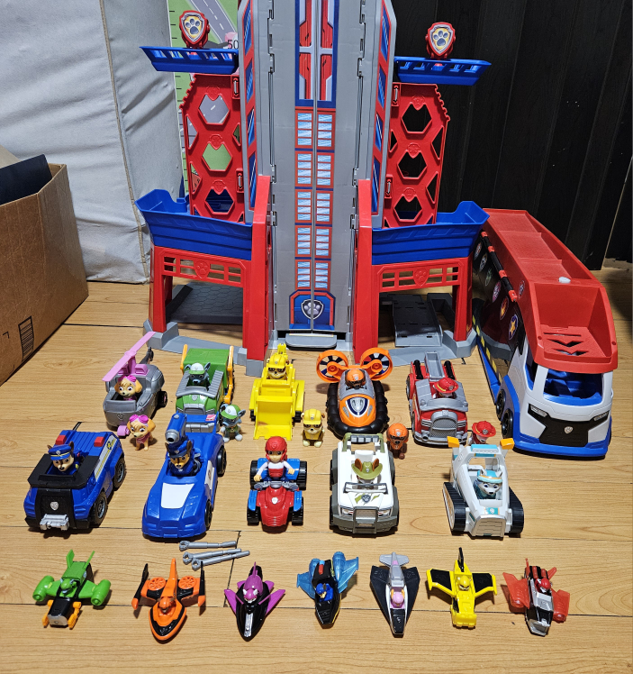 Paw Patrol Playset: Tower & Vehicles