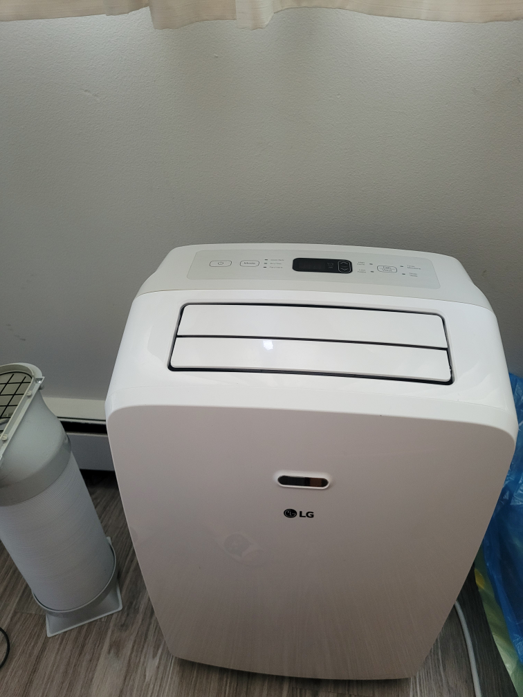 LG 10,200 BTU Portable Air Conditioner