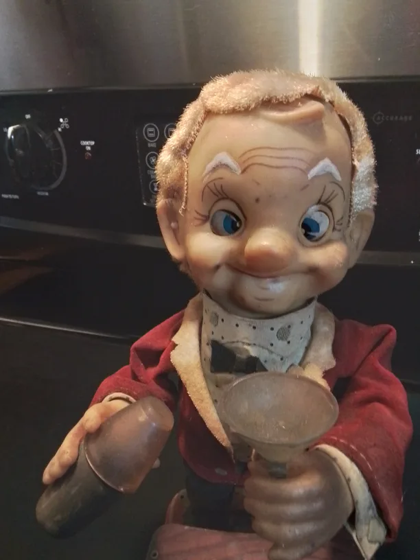 vintage Rosko Bartender tin toy from the 1960s, made in Japan image indicator(2)