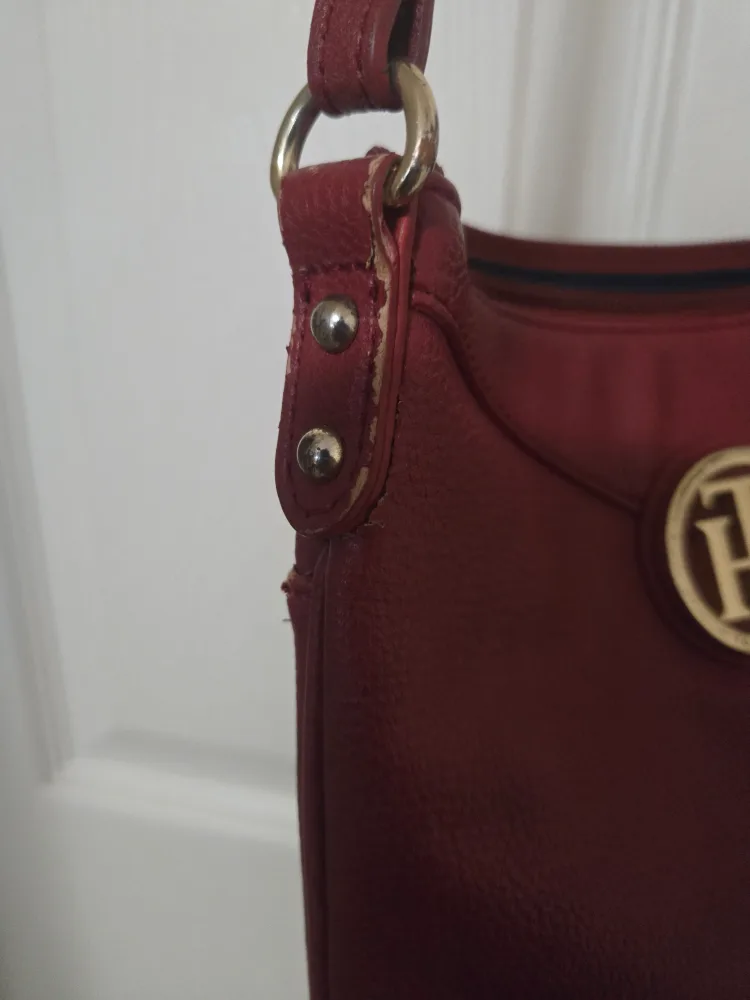 TH Crossbody Bag image indicator(6)