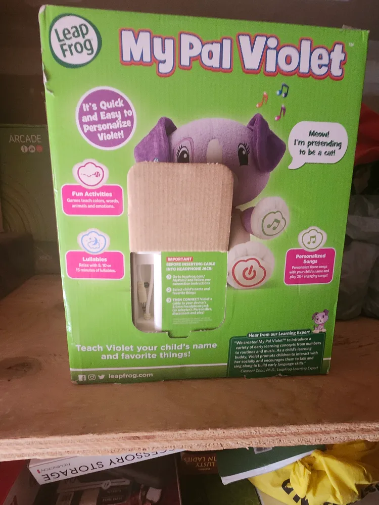 LeapFrog My Pal Violet Plush Toy image indicator(2)