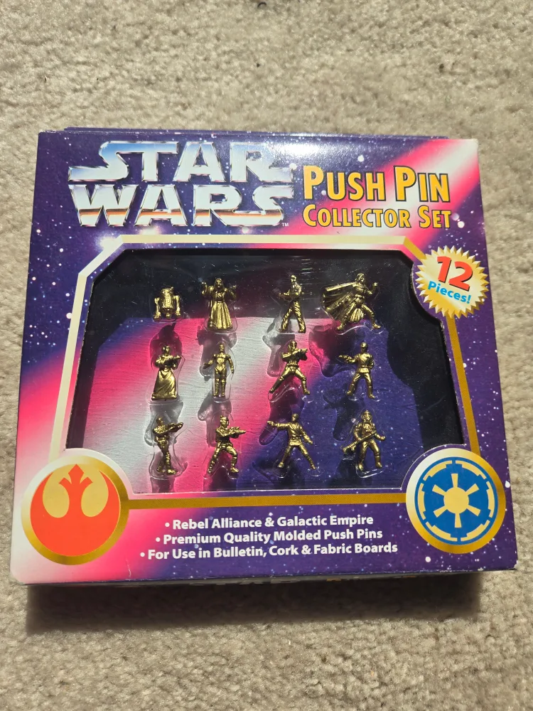 Star Wars Vintage Push Pin Collector Set - 12 Pieces thumbnail