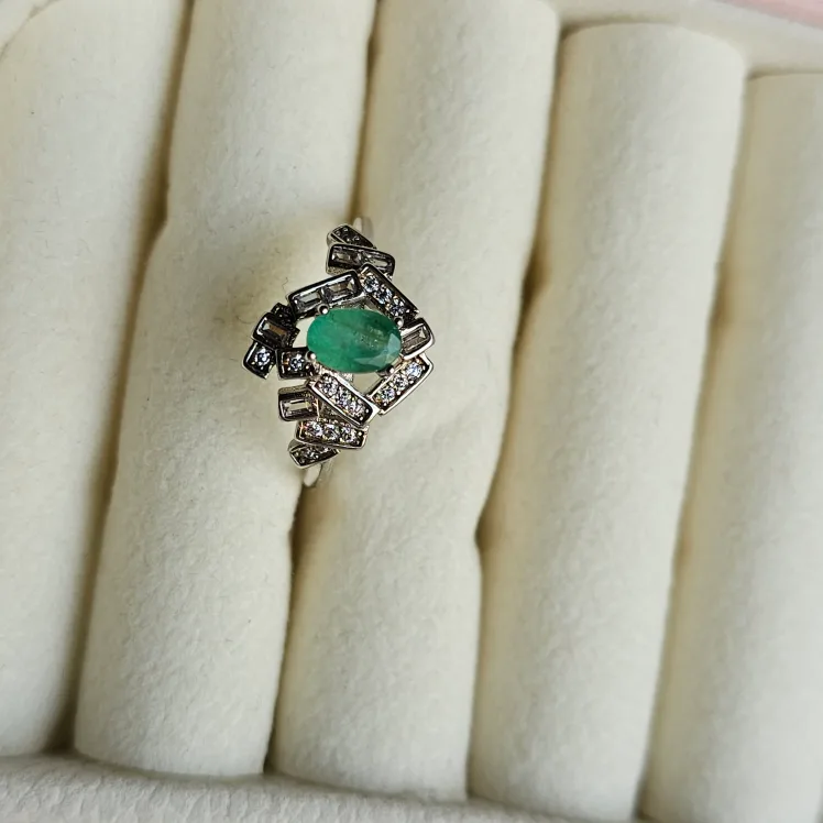 emerald Ring, 925 Silver image indicator(2)