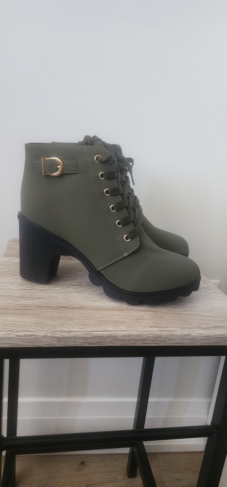 Olive Green Heeled Ankle Boots Size 7 - photo 2