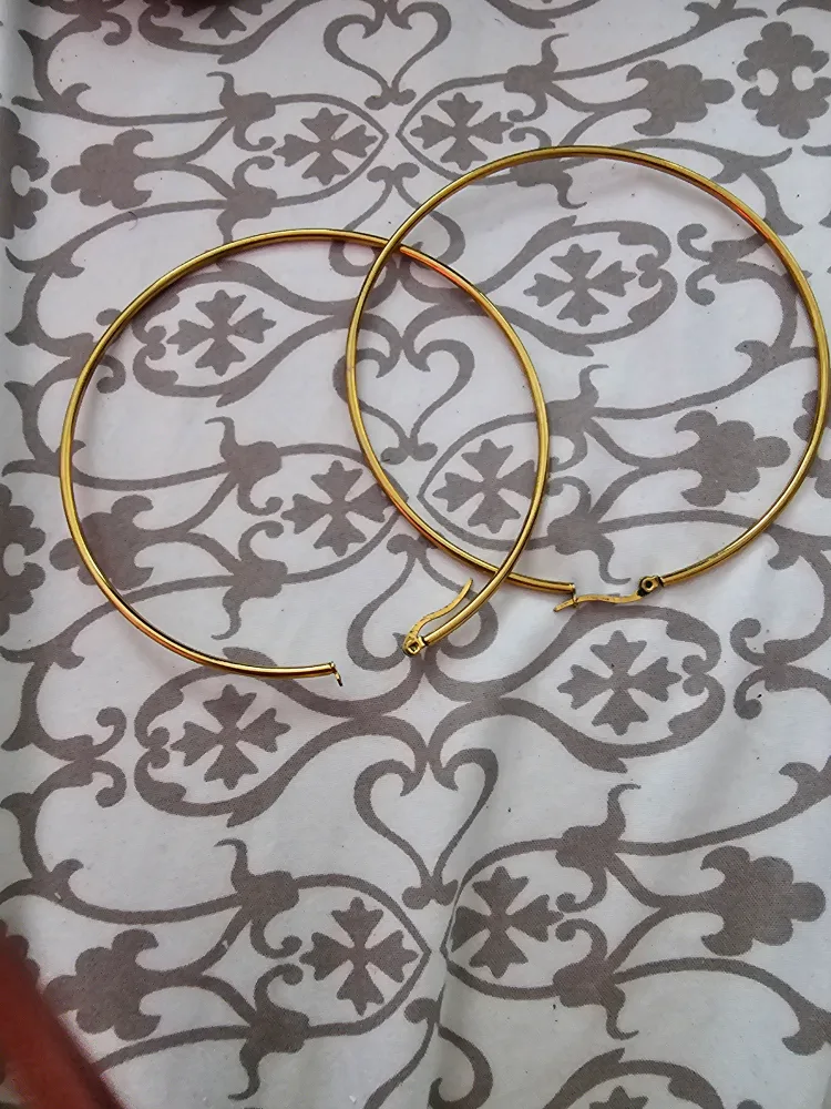 Gold Hoop Earrings thumbnail