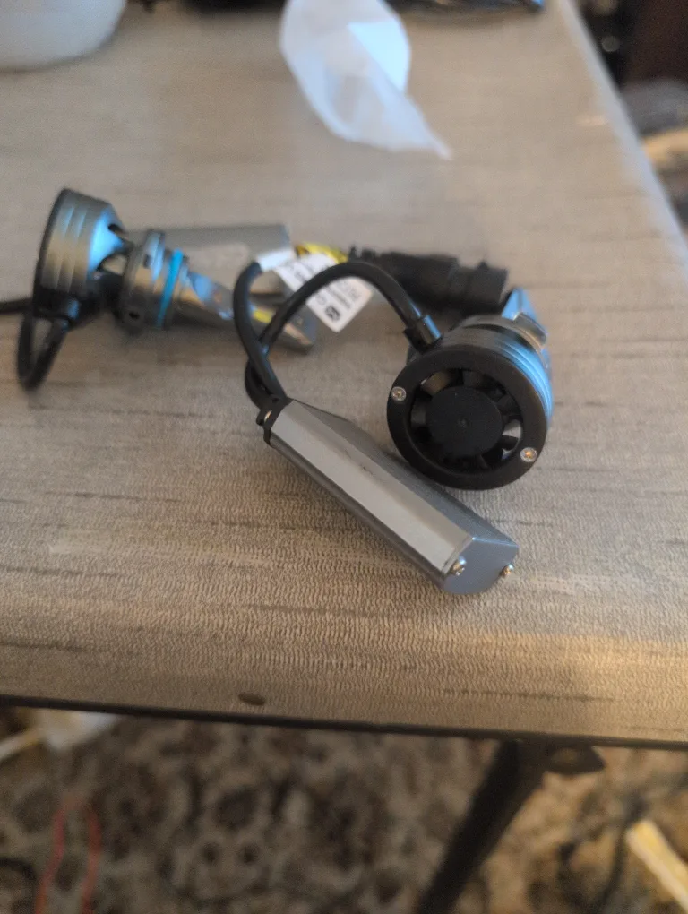 Fahren 9012 LED Headlight Bulbs image indicator(4)