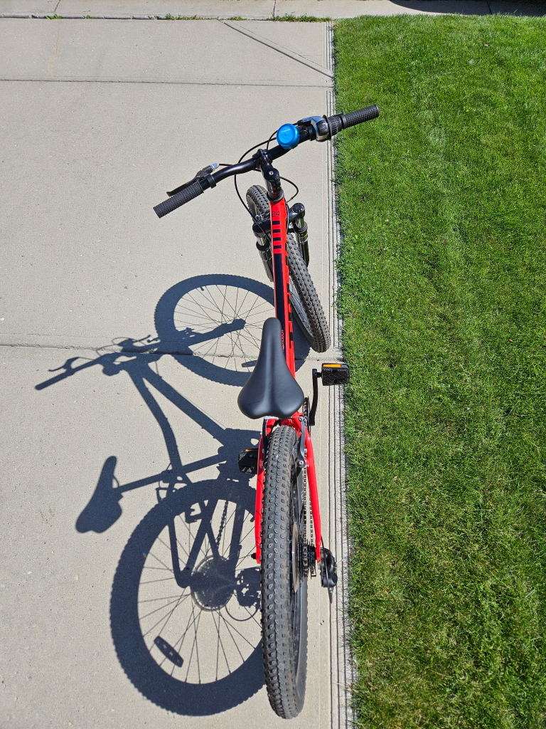 2021 Trek Precaliber 24 inch 8 speed