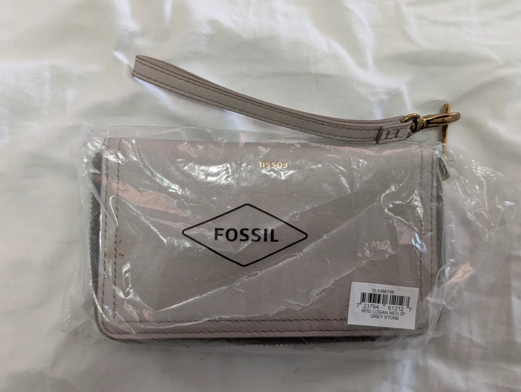 Fossil Logan Grey Stone RFID Wristlet Wallet thumbnail