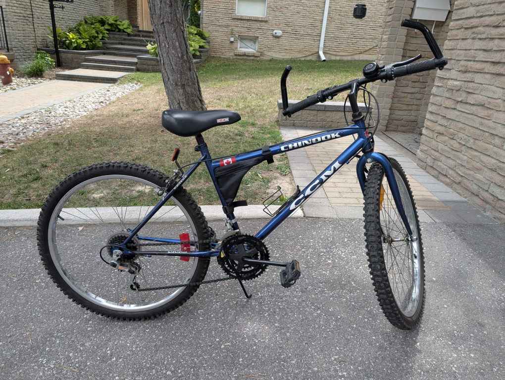 CCM Chinook Mountain Bike - Blue