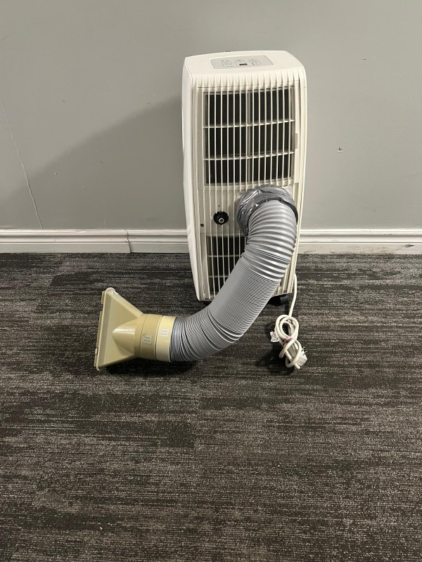 Arctic King Portable Air Conditioner - photo 3