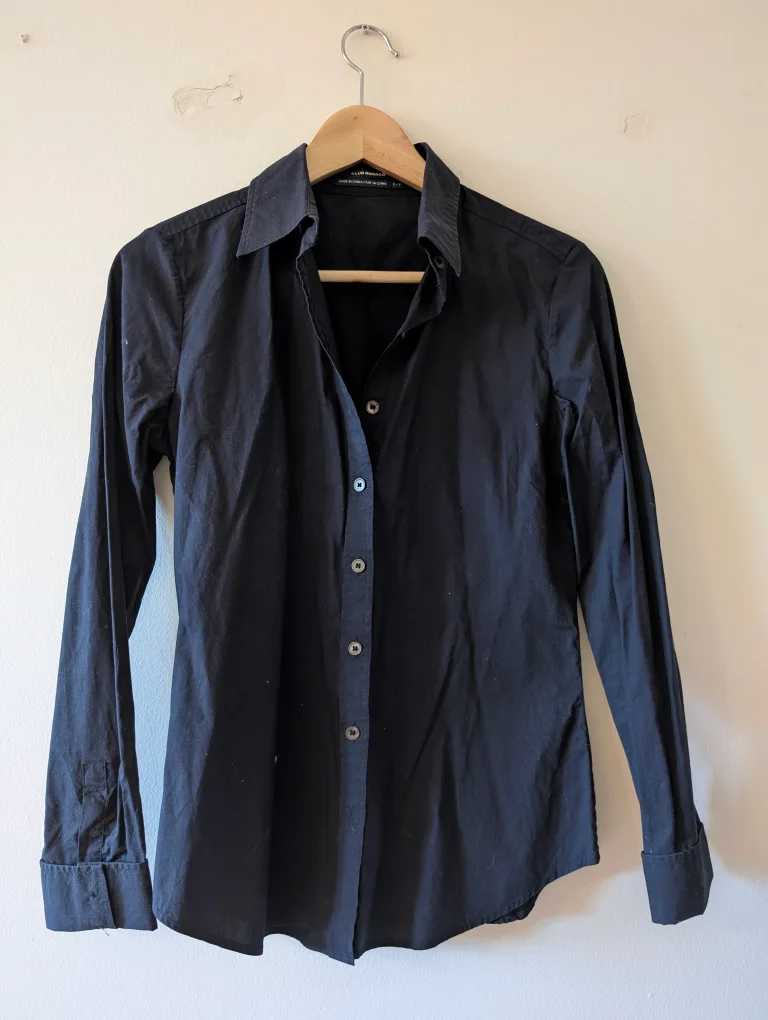 Club Monaco Black Button-Up Shirt - Size S