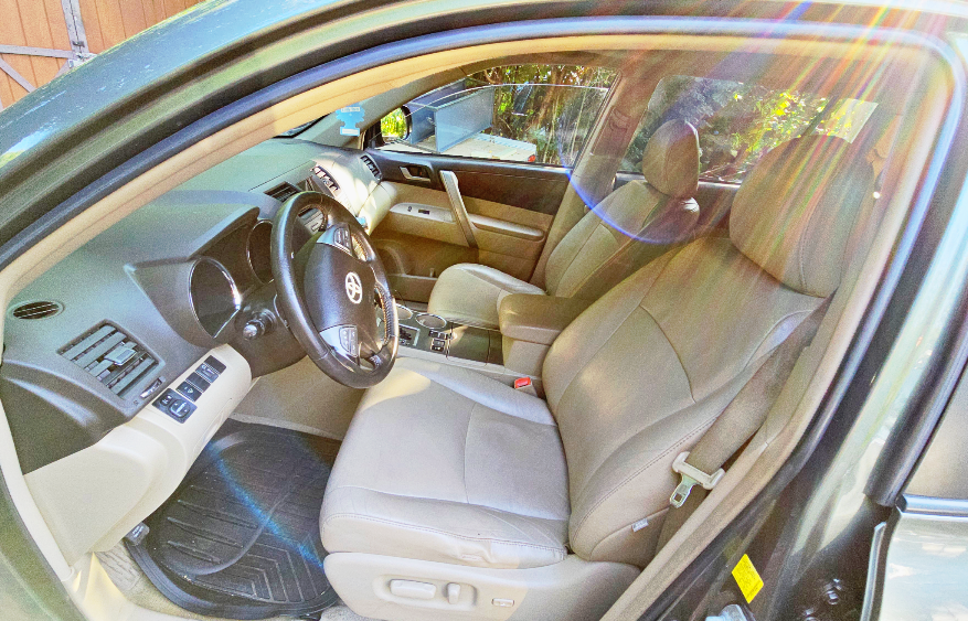 Toyota Highlander SUV (AWD) - photo 4