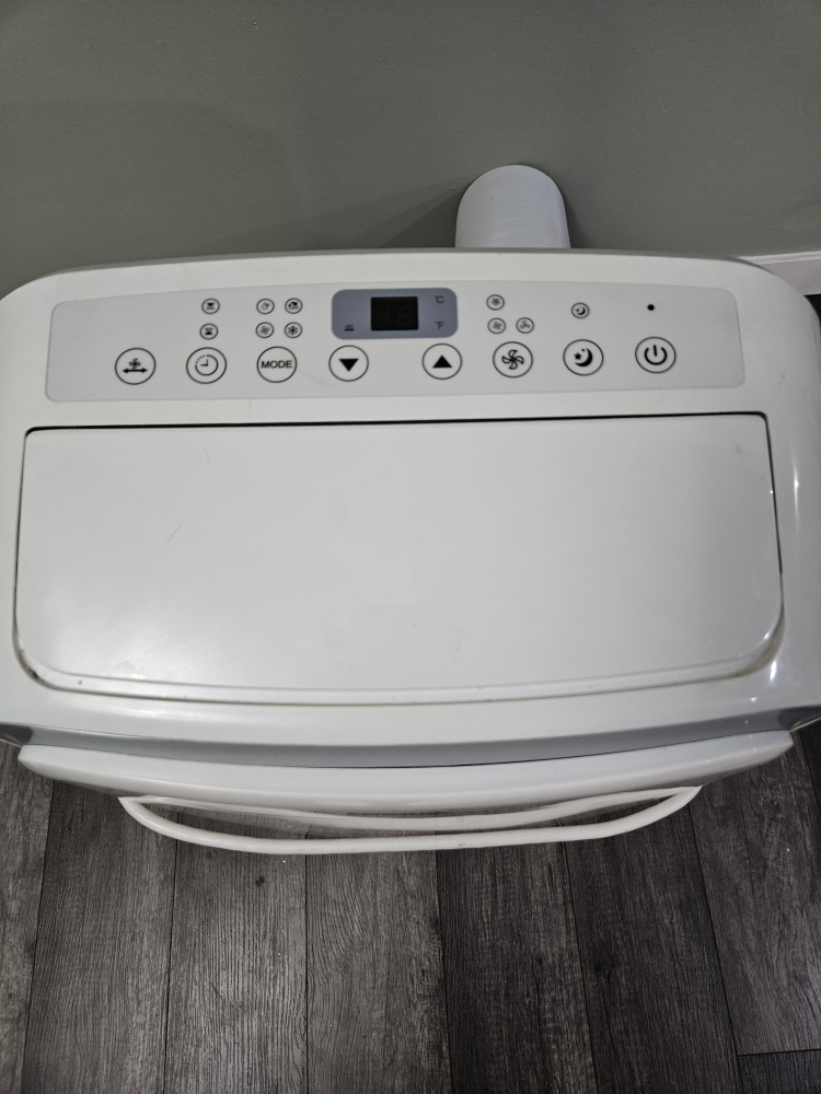 Danby Designer Portable Air Conditioner - photo 2