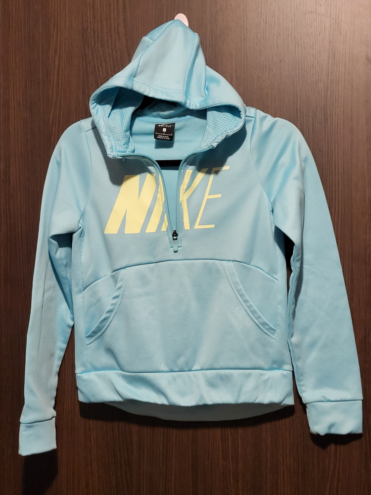 Nike Bundle Of 3 Size Large Items