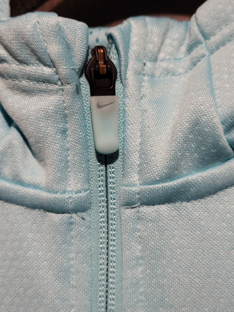 Nike Bundle Of 3 Size Large Items - photo 3