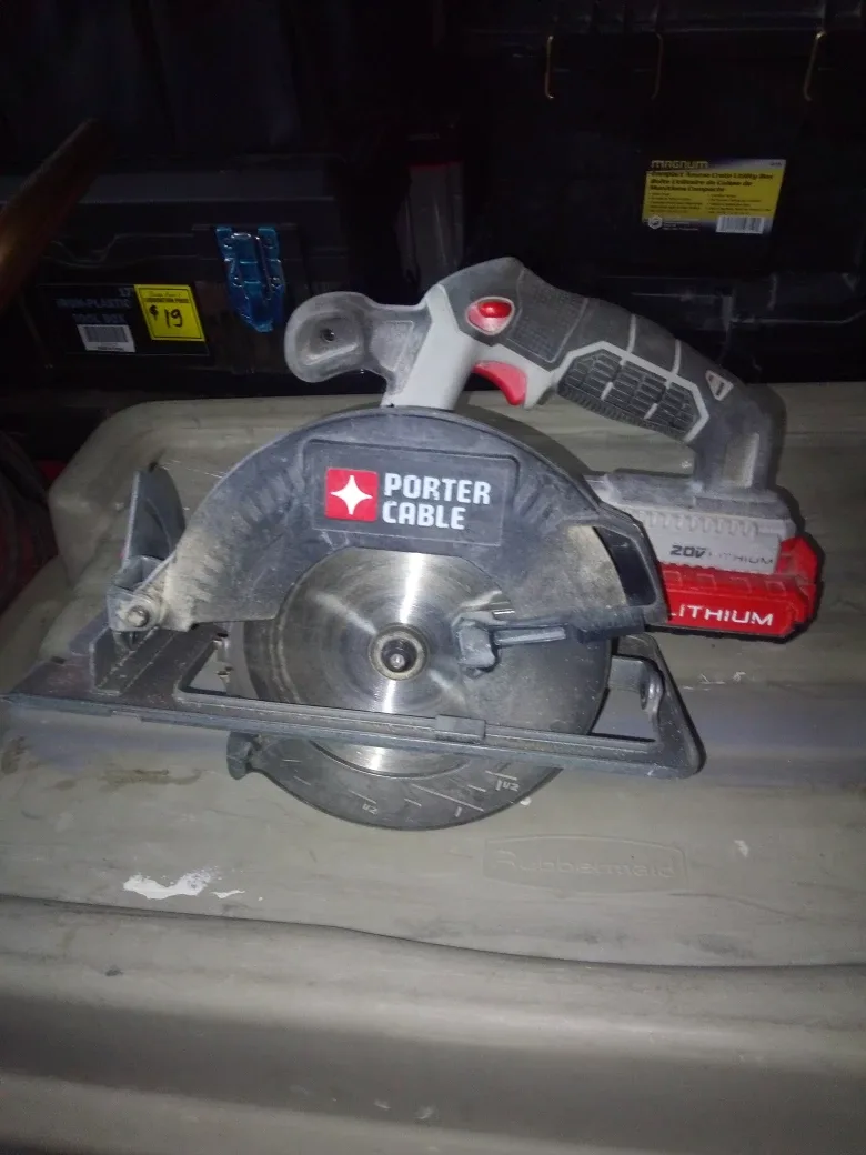 Porter Cable 20V Cordless Circular Saw thumbnail