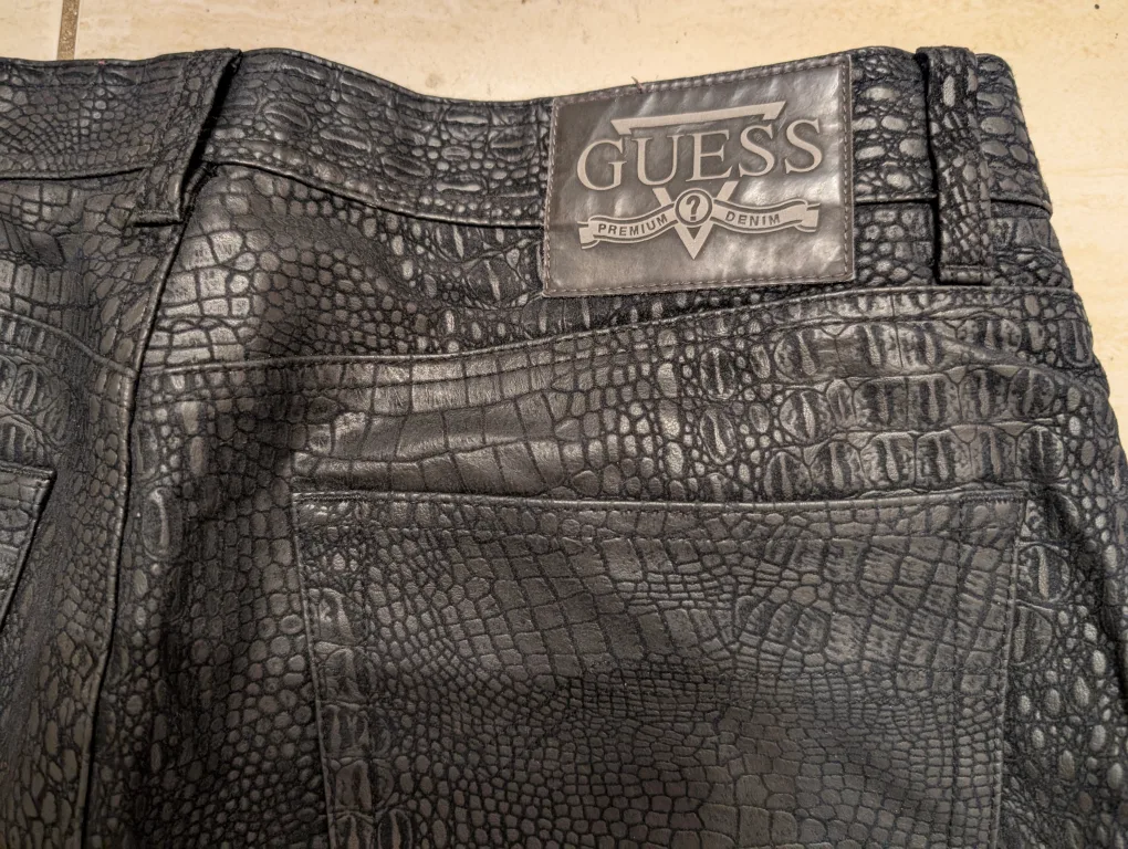 Guess Jeans Black Alligator Print image indicator(3)
