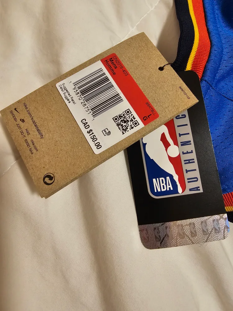 Nike Oklahoma City Thunder Gilgeous-Alexander Jersey, Size 48 image indicator(3)