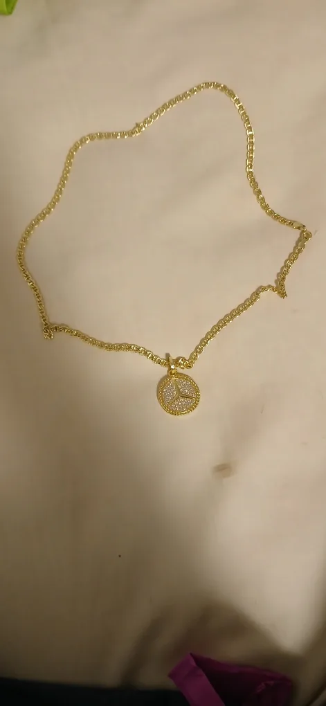 Romanian Gold Mercedes-Benz Logo Necklace image indicator(3)
