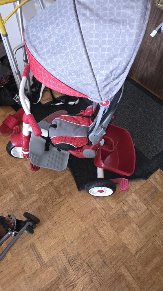 Little tikes trike - photo 2