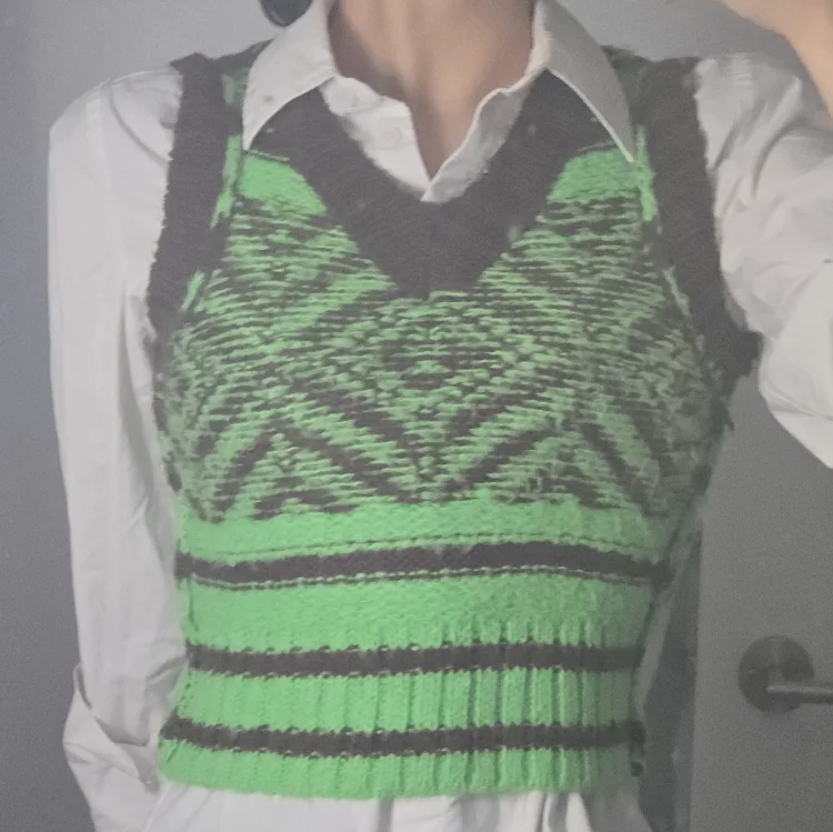 BDG Knitted Sweater Vest image indicator(2)