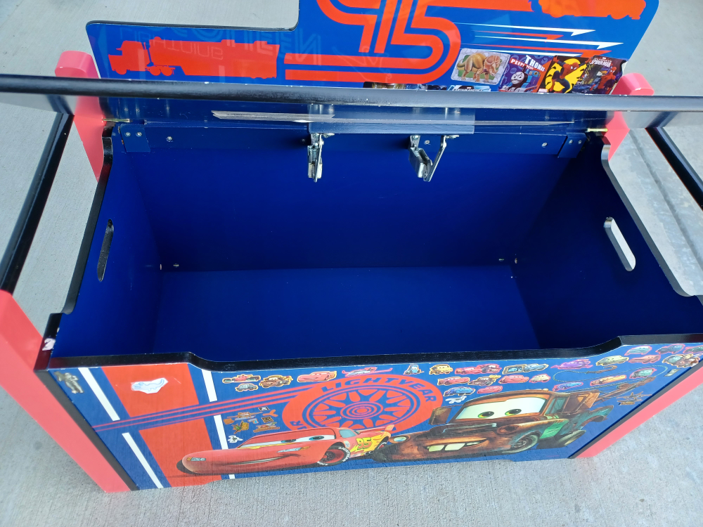 Disney Cars Lightning McQueen Toy Box Bench - photo 5