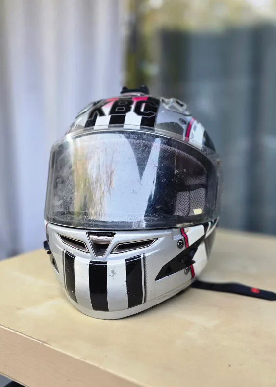 KBC Force RR Motorcycle Helmet image indicator(2)