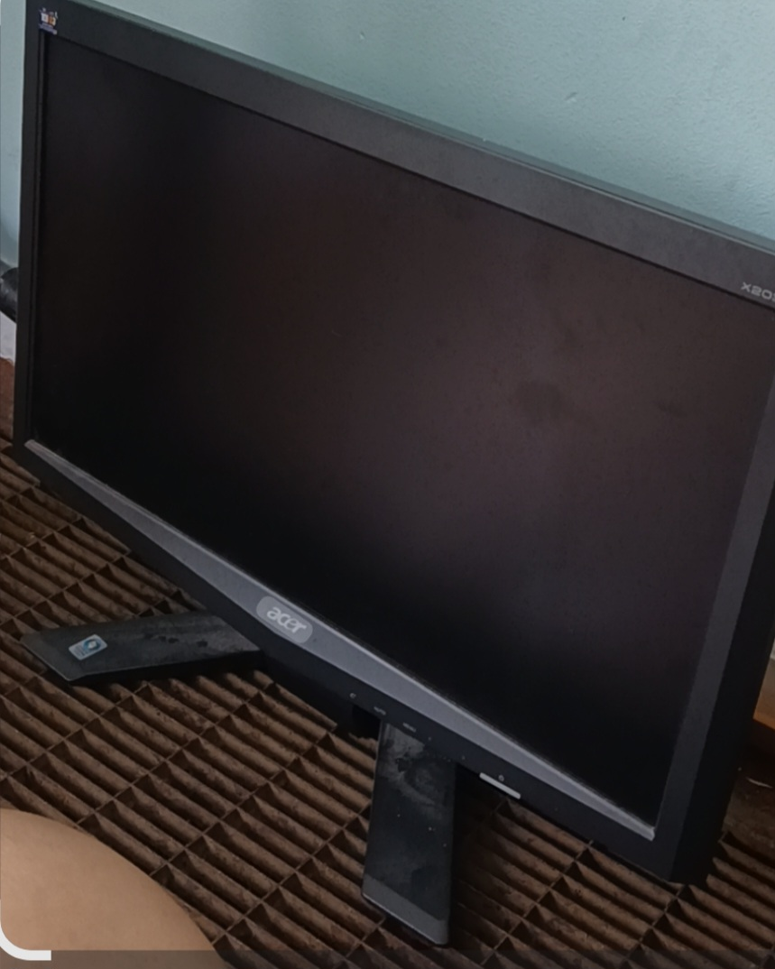 Acer X203H LCD Monitor - Refurbished - photo 2
